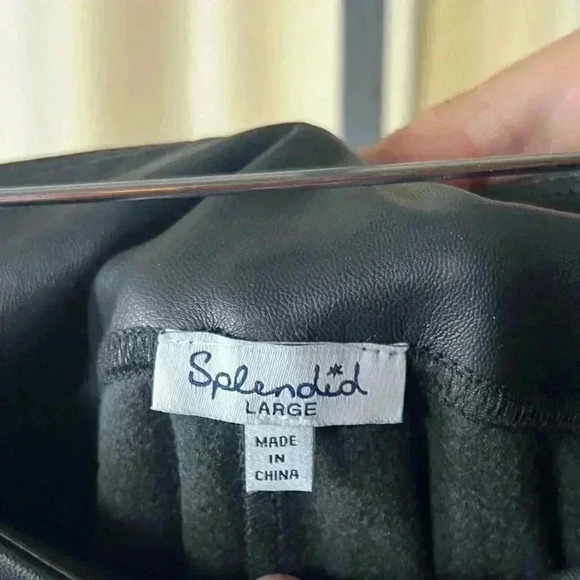 SPLENDID Vegan Leather Leggings Size Large - Picture 3 of 4